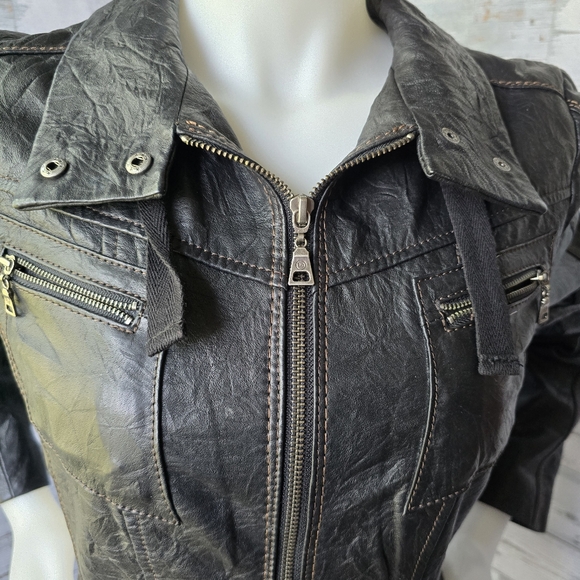 Danier Wrinkled Texture Black Leather Jacket Womens Small - Picture 5 of 16